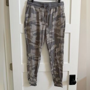 Natural Reflections Camo Joggers